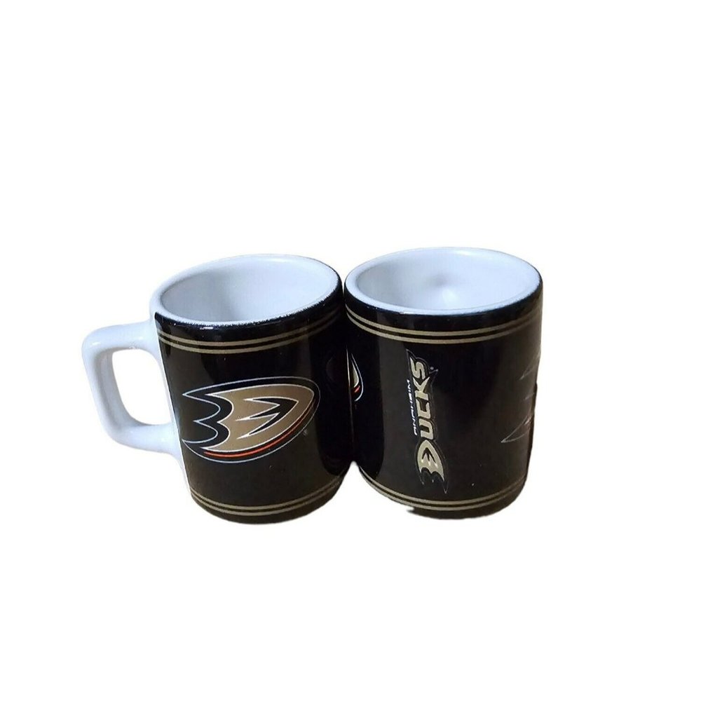 ANAHEIM DUCKS TEAM CERAMIC SHOT GLASS/MUG 2 OZ NEW NHL LICENSED (1) SHOT GLASS